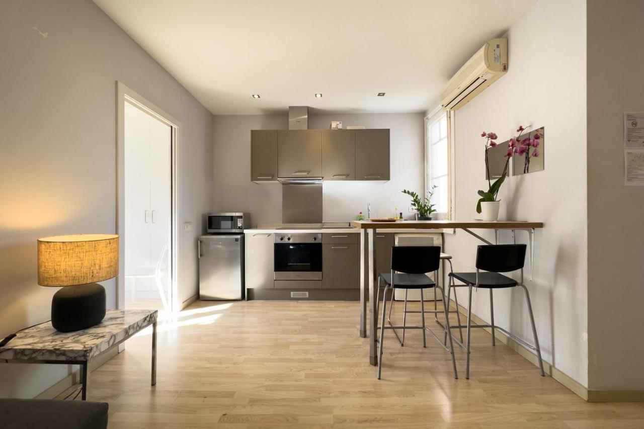 Aparteasy - Gracia Apartments Βαρκελώνη Εξωτερικό φωτογραφία